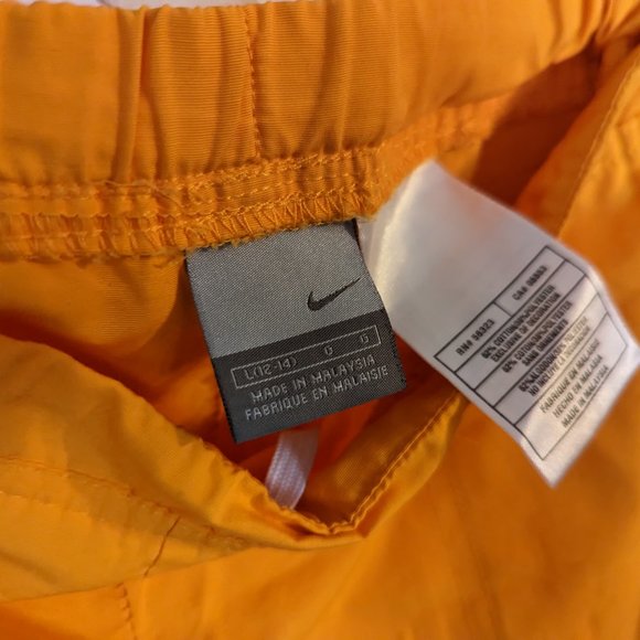 Nike Dri-FIT Athletic Pants Bright Orange Capri Length Zip Pockets Ladies sz L - Picture 7 of 8